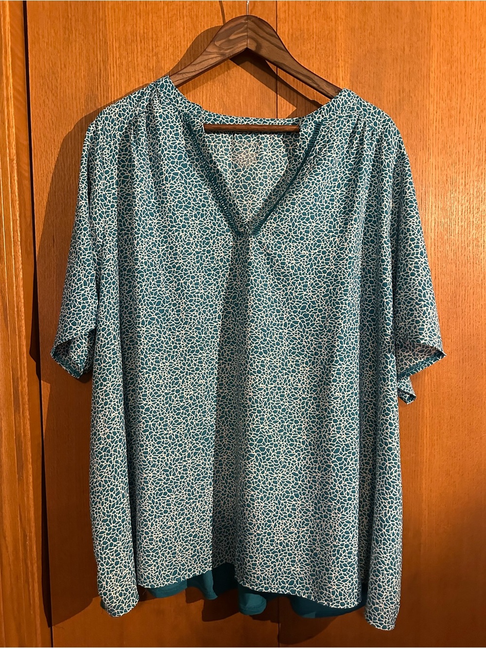 Lane Bryant Teal and White V-Neck Printed Tunic